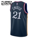 Maillot NBA Philadelphia 76ers Joel Embiid Nike 2025-26 City Edition Navy Swingman - Enfant